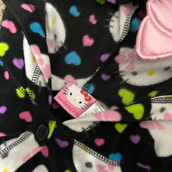 Hello Kitty Onesie - Picture 3 of 3